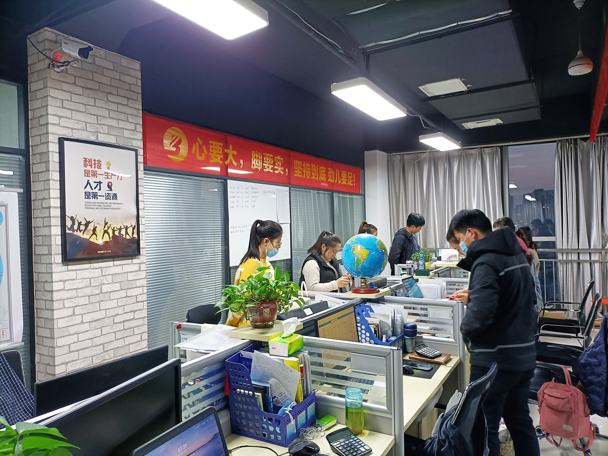 de08f52544b2fb9fc220fe75137dfe34